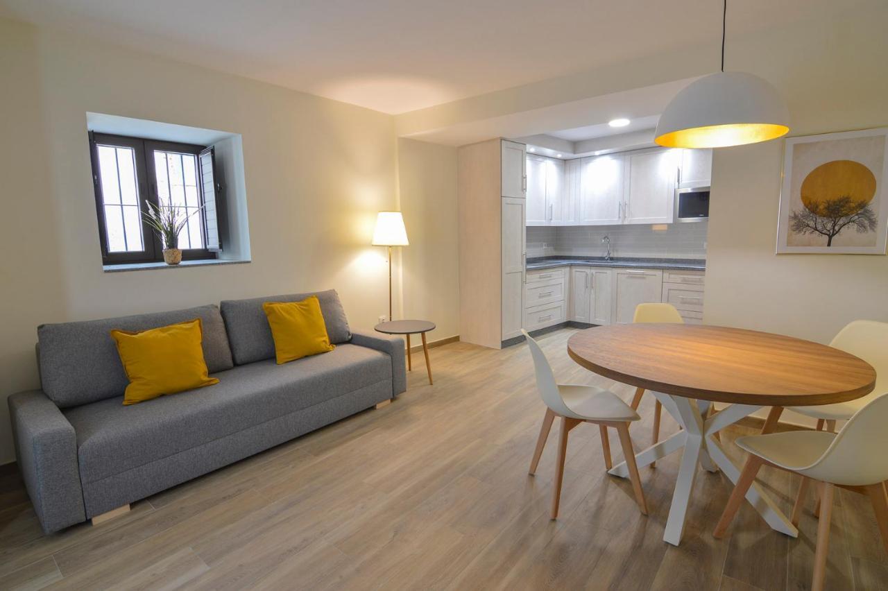 Apartamentos Turisticos Hornillo Caces 외부 사진
