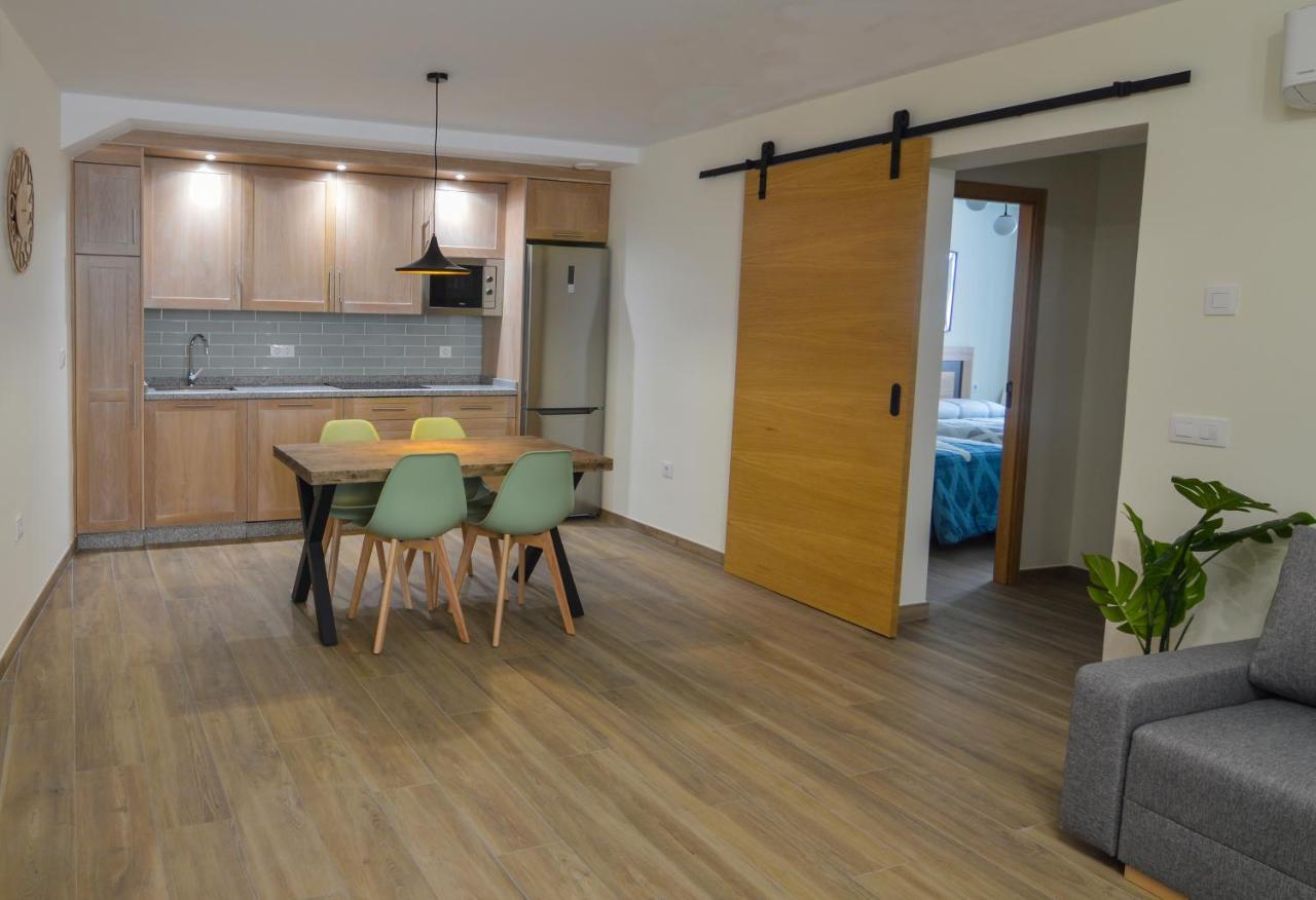 Apartamentos Turisticos Hornillo Caces 외부 사진